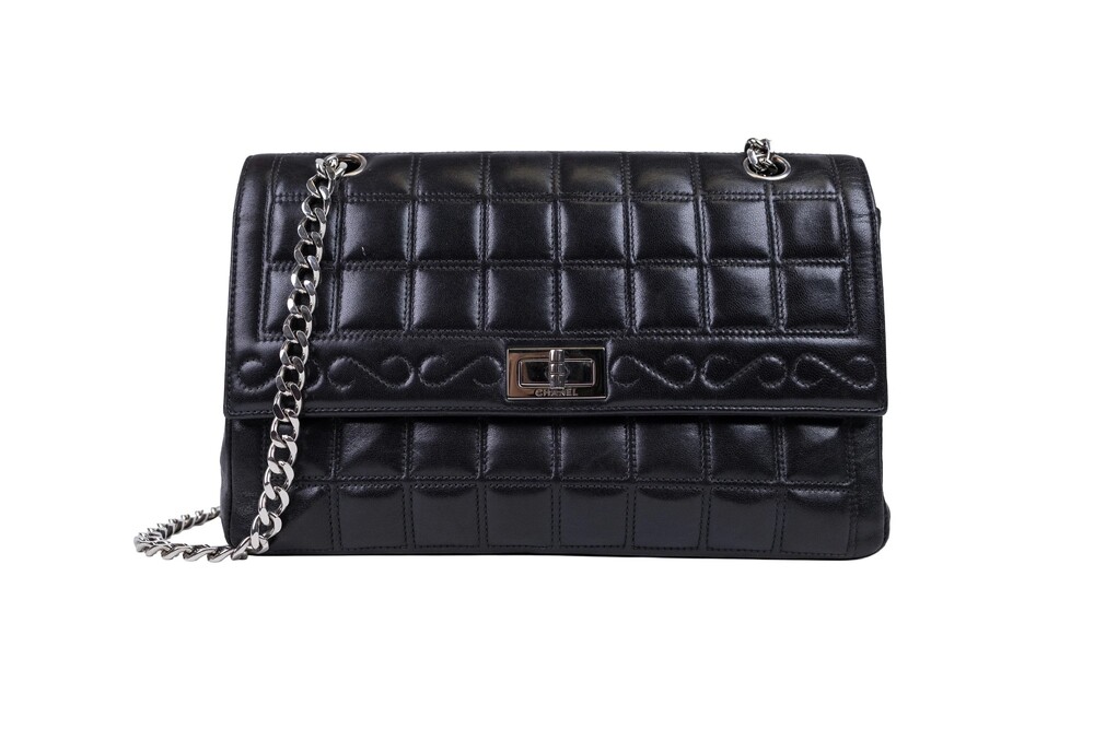 Chanel Black Chocolate Bar Shoulder Bag Quilted Lambskin Silver Hardware